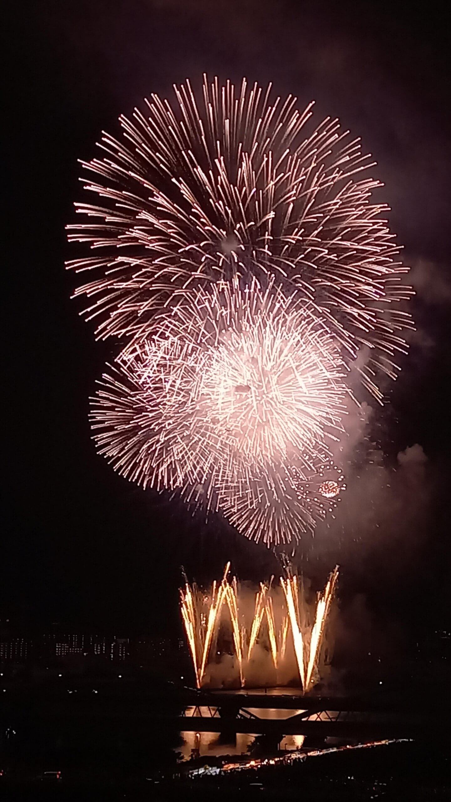 なにわ淀川花火大会2025.